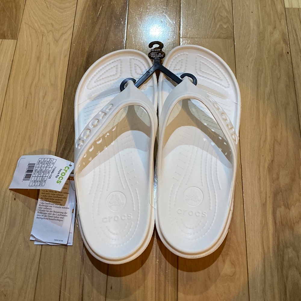 NWT white croc flip flops